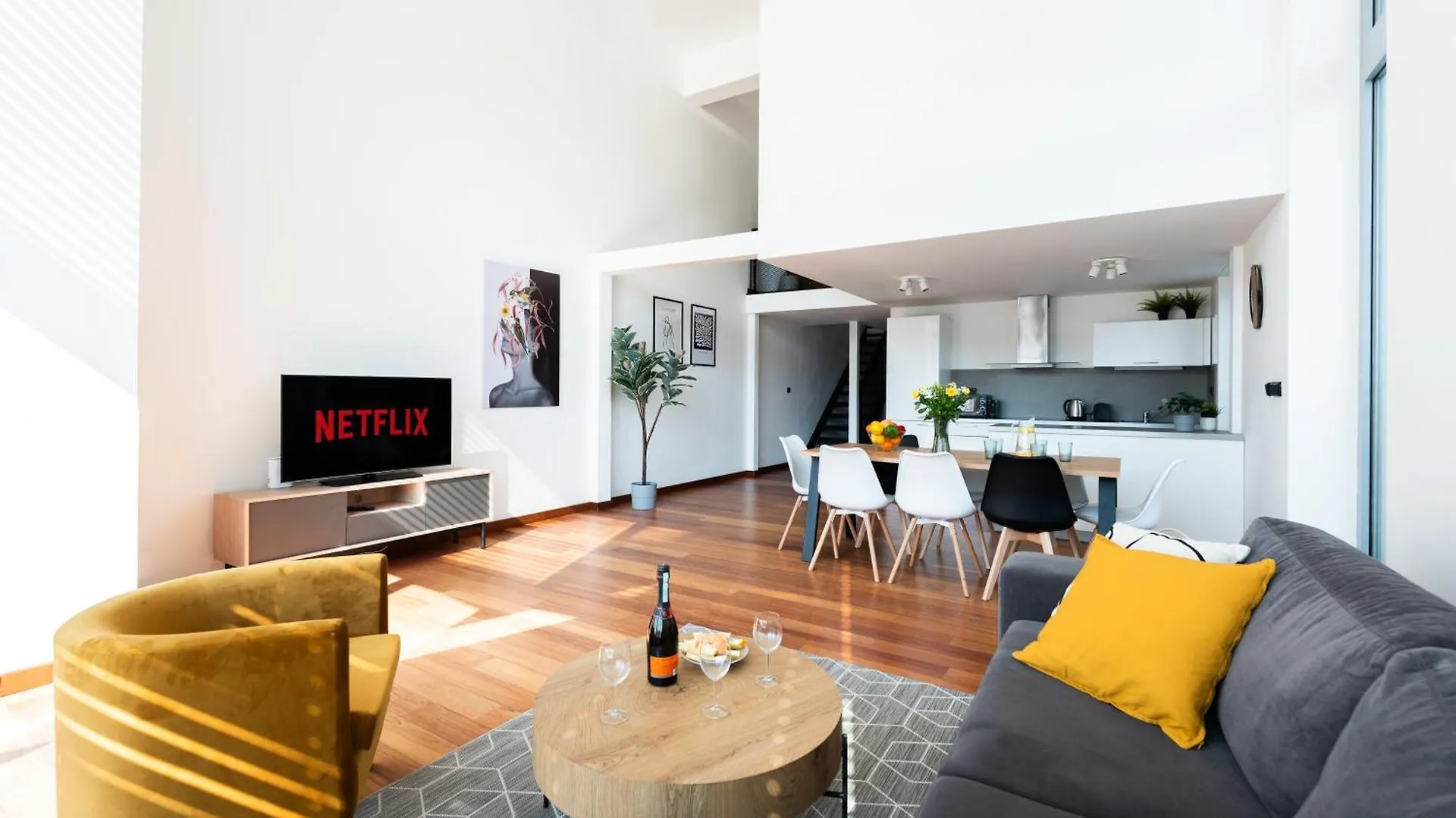 Premiumn Penthouse With Terrace In Prague 아파트 0*,  체코