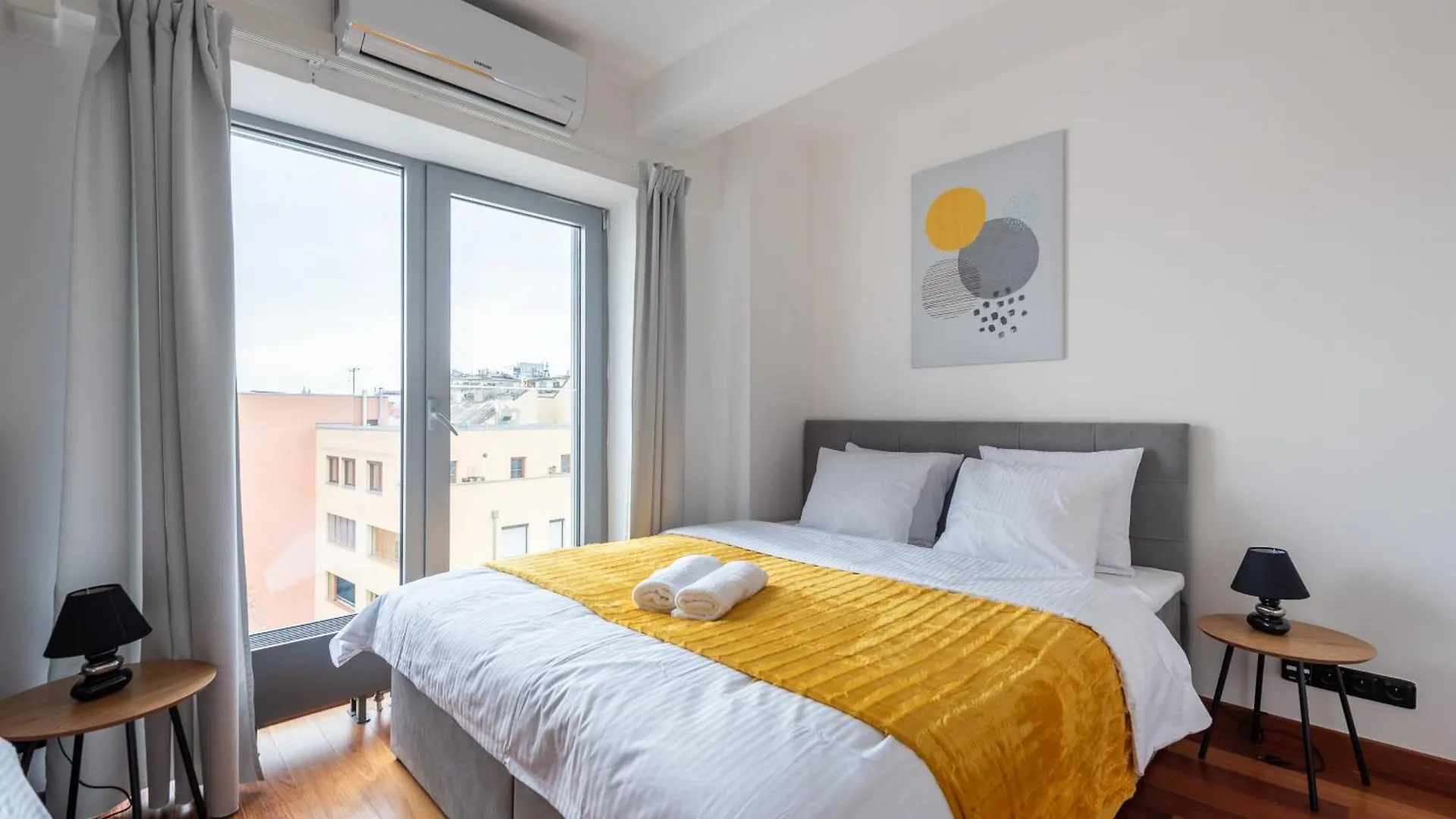 Premiumn Penthouse With Terrace In Prague 아파트 체코