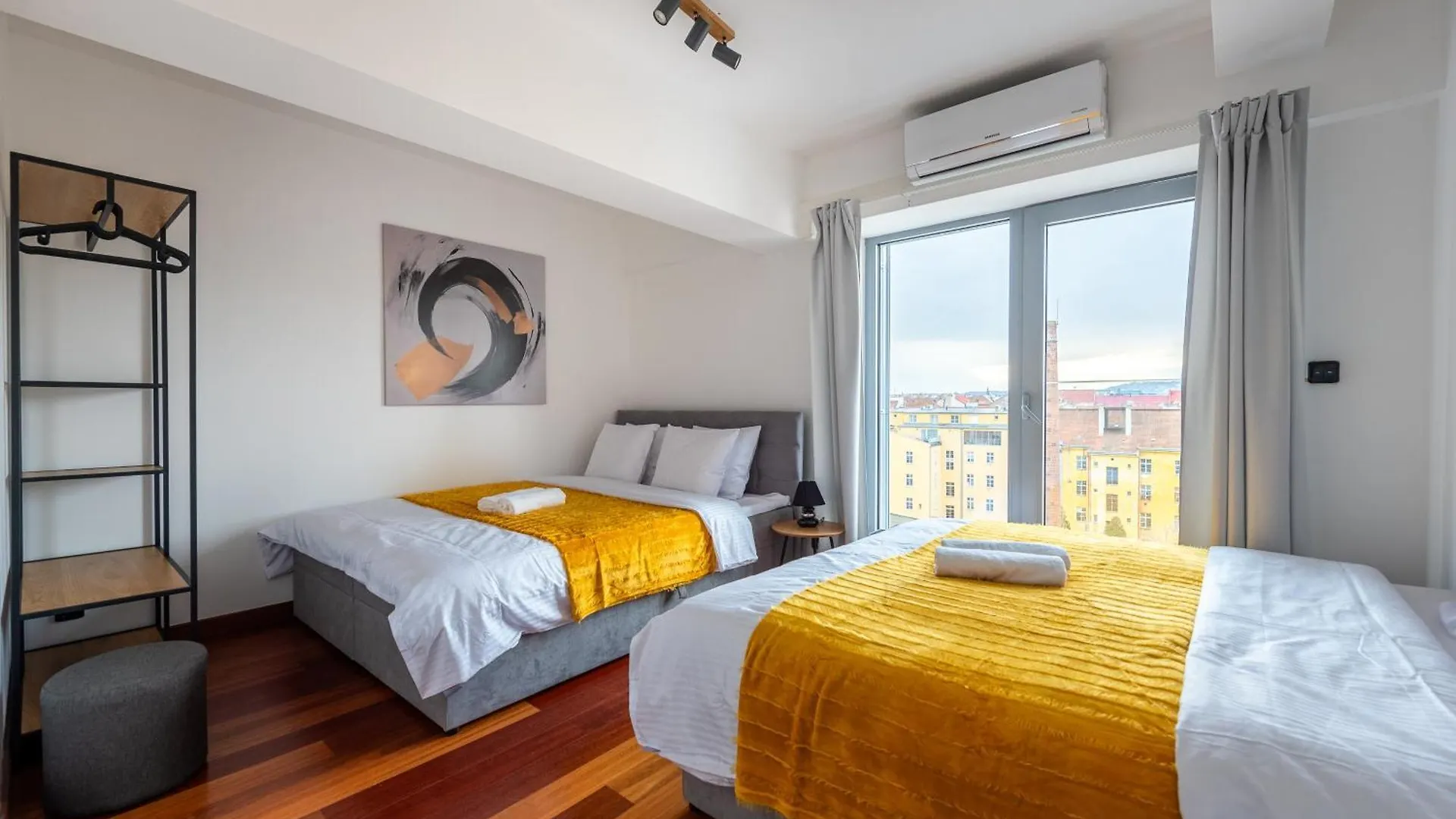 Premiumn Penthouse With Terrace In Prague 아파트